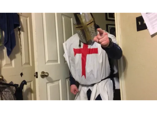 👉 Стикер «CRUSADER MEMES» для Telegram