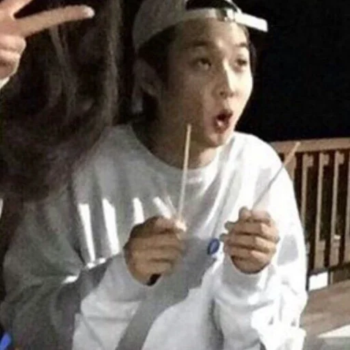 🥢 Стикер «kdrama memes» для Telegram