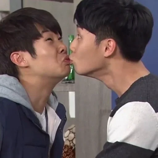👨‍❤️‍👨 Стикер «kdrama memes» для Telegram