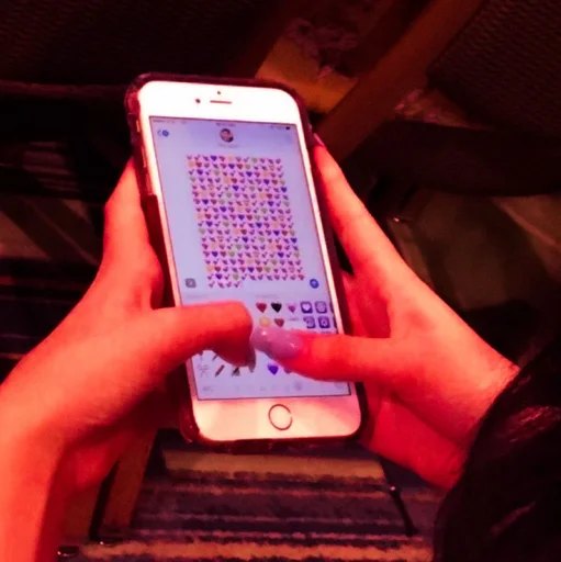 💅 Стикер «whole cute» для Telegram