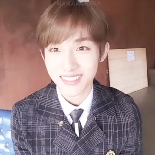 🍣 Стикер «winwin 3» для Telegram