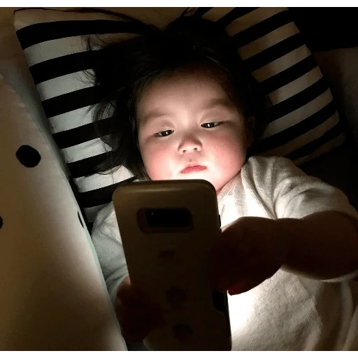 😴 Стикер «LOHEE» для Telegram