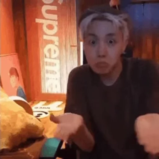 🤷‍♂ Стикер «With BTSnewpack 20 22» для Telegram