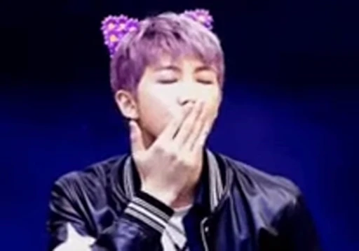 😚 Стикер «With BTSnewpack 20 22» для Telegram