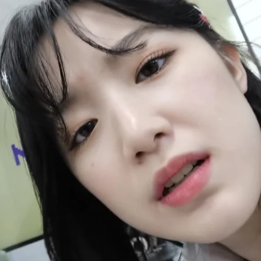 😓 Стикер «(G) I-DLE» для Telegram