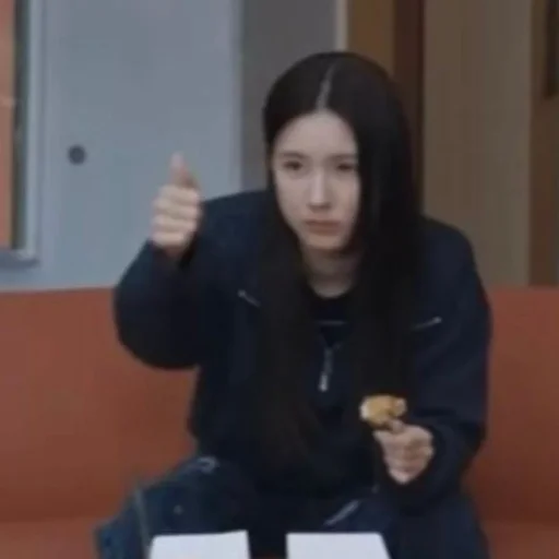 👍 Стикер «(G) I-DLE» для Telegram