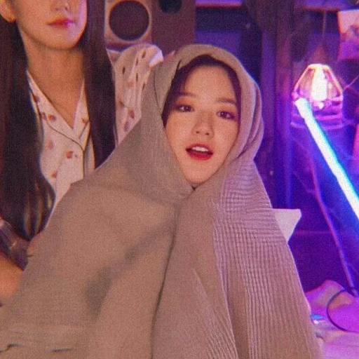 👀 Стикер «(G) I-DLE» для Telegram