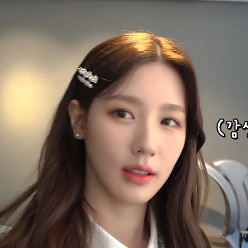 🫤 Стикер «(G) I-DLE» для Telegram