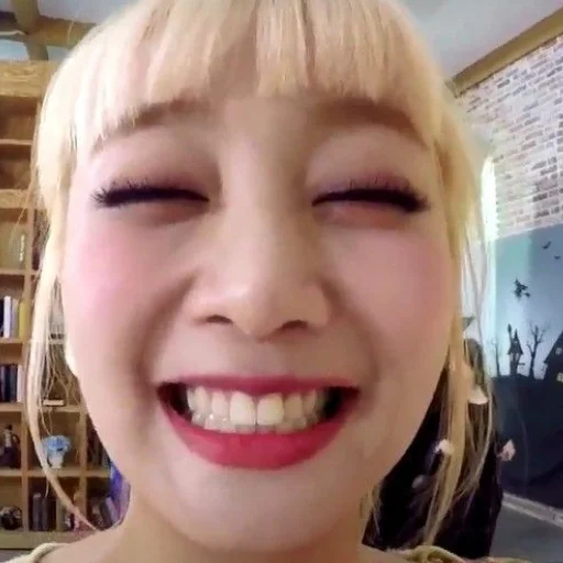 😁 Стикер «(G) I-DLE» для Telegram