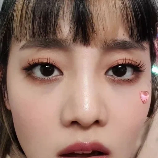😬 Стикер «(G) I-DLE» для Telegram