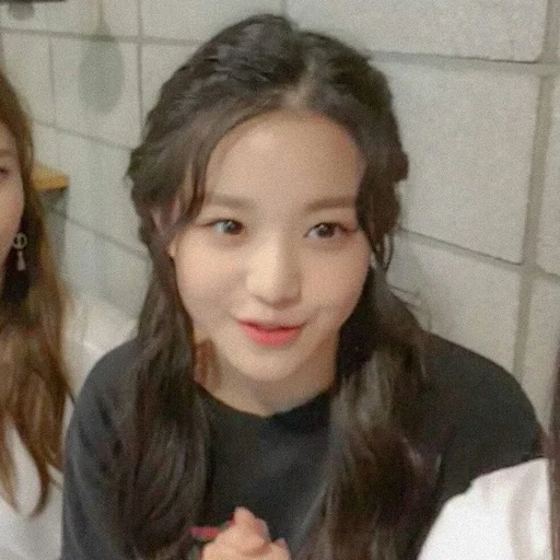 🐯 Стикер «wonyoung random —» для Telegram