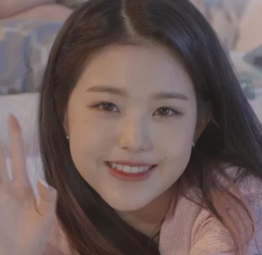 🐯 Стикер «wonyoung random —» для Telegram