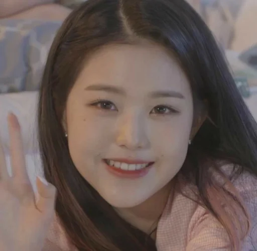 🐯 Стикер «wonyoung random —» для Telegram