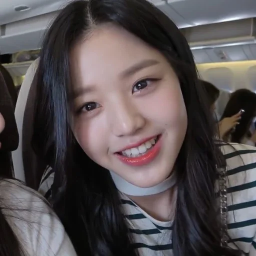 🐯 Стикер «wonyoung random —» для Telegram