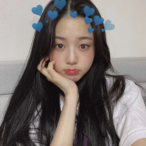 🐝 Стикер «wonyoung random —» для Telegram
