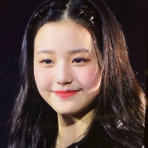 🐝 Стикер «wonyoung random —» для Telegram