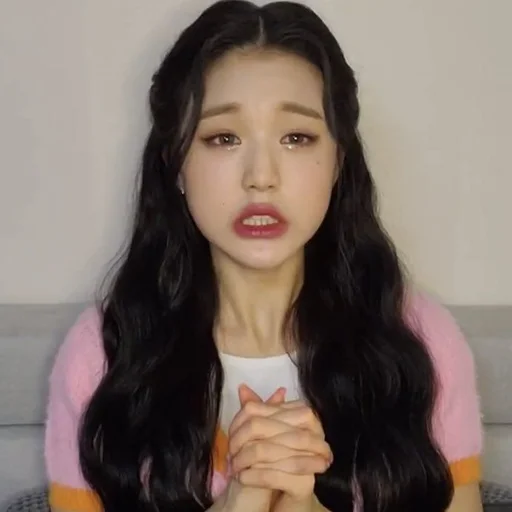 🐯 Стикер «wonyoung random —» для Telegram
