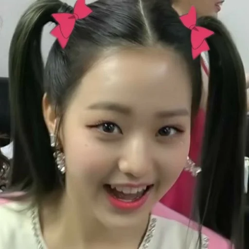 🐯 Стикер «wonyoung random —» для Telegram