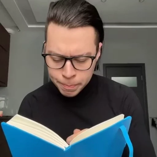 📚 Стикер «frametamer666» для Telegram