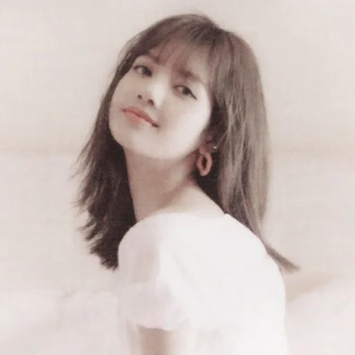 🍬 Стикер «blackpink lisa» для Telegram