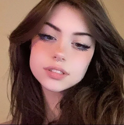 🌟 Стикер «Hannah Owo» для Telegram