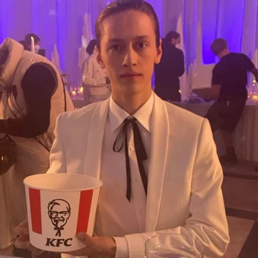 🍗 Стикер «Ксавьер женись на мне?» для Telegram