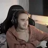 Стикер 49 🎧 хазяева