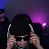 Стикер 6 🎧 хазяева