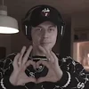 Стикер 50 🎧 хазяева