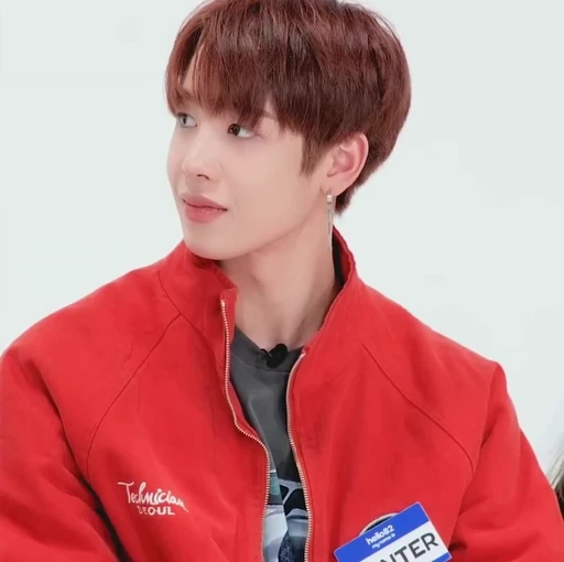 📏 Стикер «xikers - Yujun - Hunter - Yechan» для Telegram