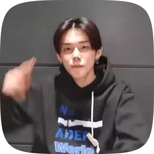 🔗 Стикер «yeonjun» для Telegram