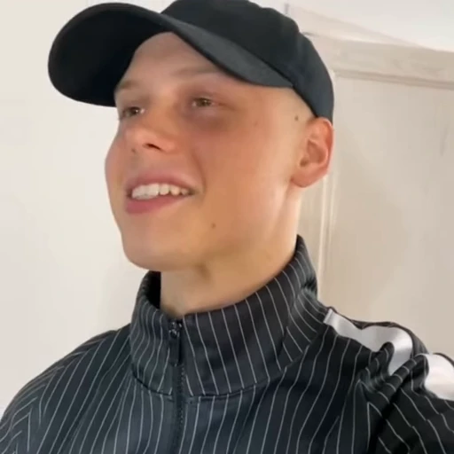 😂 Стикер «Янчик» для Telegram