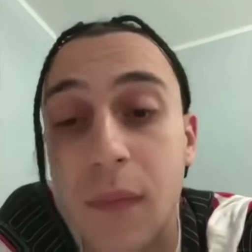 😳 Стикер «ЯНИКС» для Telegram