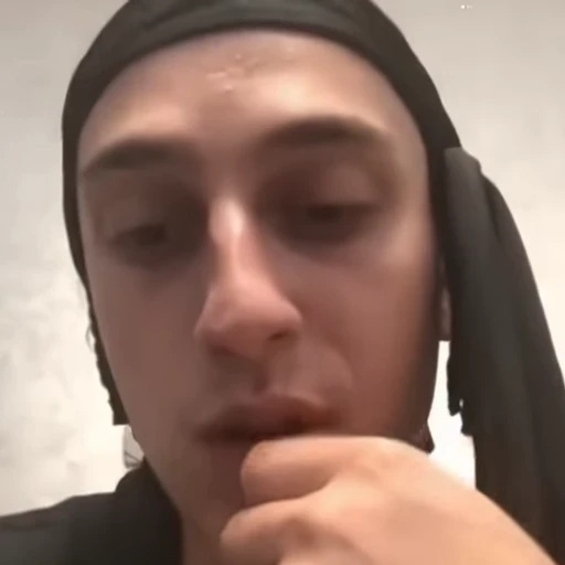 😵 Стикер «ЯНИКС» для Telegram
