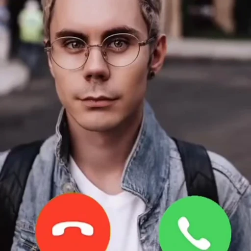 📱 Стикер «Ян Топлес» для Telegram