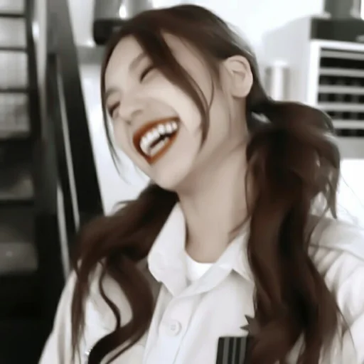 🌻 Стикер «? ; yeji ;» для Telegram