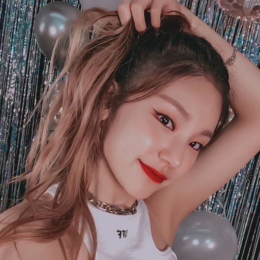🌸 Стикер «Yeji» для Telegram