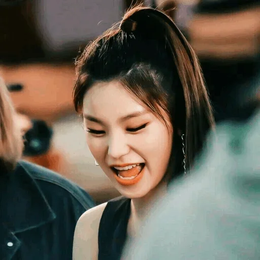 🌸 Стикер «Yeji» для Telegram