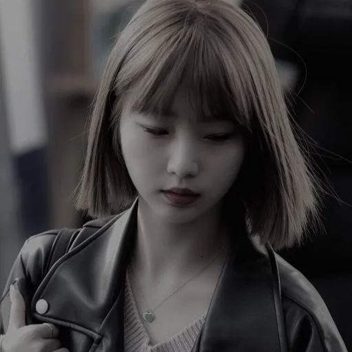 💀 Стикер «yeojin loona» для Telegram