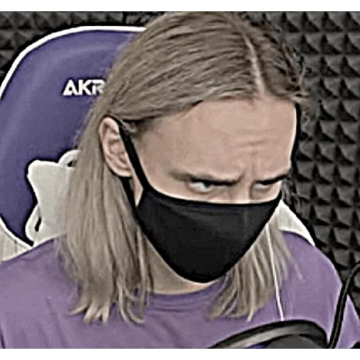 🥺 Стикер «Улей и ллс» для Telegram