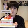 Стикер 9 Yoongi