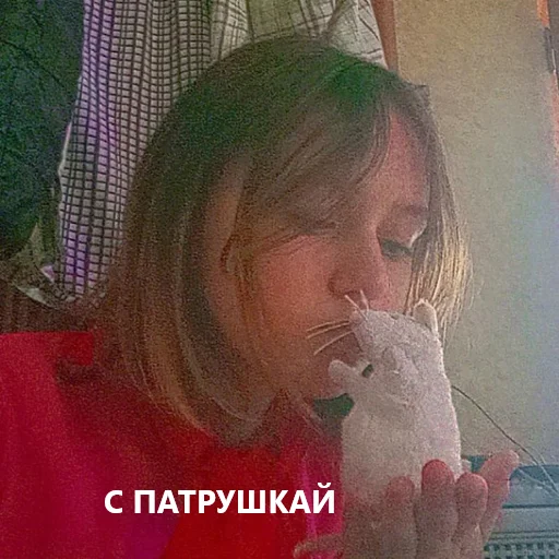 👩‍❤️‍💋‍👩 Стикер «бабочки» для Telegram
