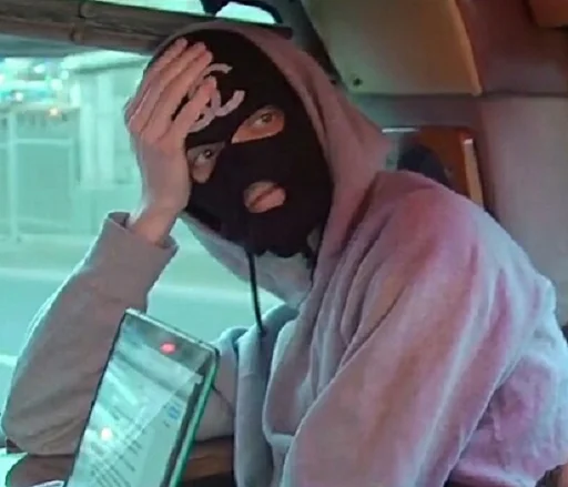 🥱 Стикер «Young PH Янг Пим» для Telegram