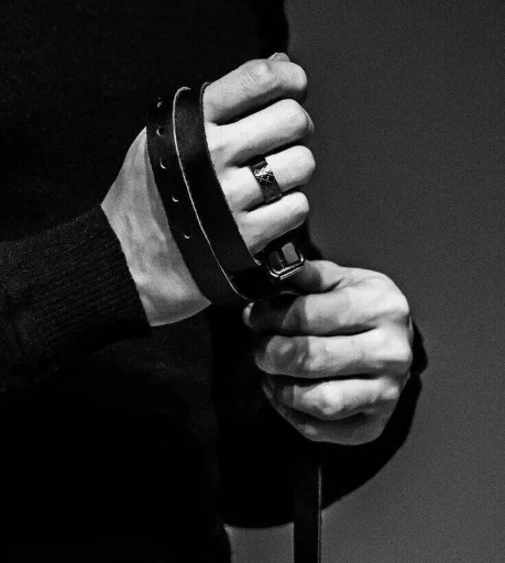 ⛓ Стикер «your daddy here» для Telegram