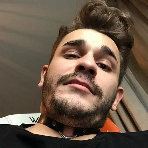 😜 Стикер «Influencers» для Telegram