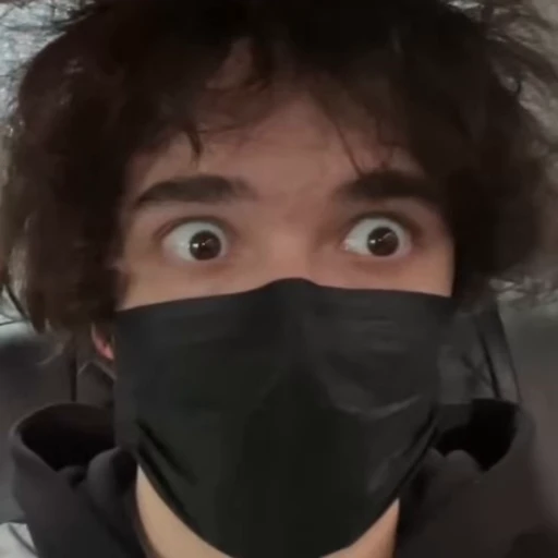 😳 Стикер «rostikfacekid» для Telegram