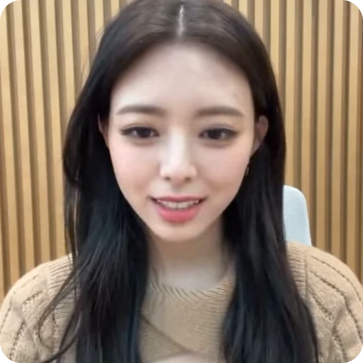 🧚‍♀️ Стикер «yuna with» для Telegram