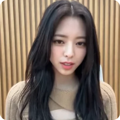 🧚‍♀️ Стикер «yuna with» для Telegram
