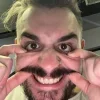 Стикер 5 Юлик Еще