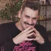 Стикер 41 Юлик Еще